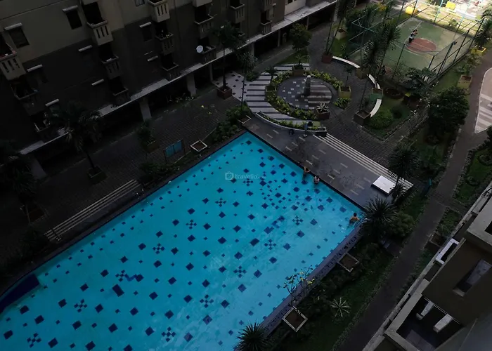 Comfortable And Nice 2Br At Grand Asia Afrika Apartment By Travelio